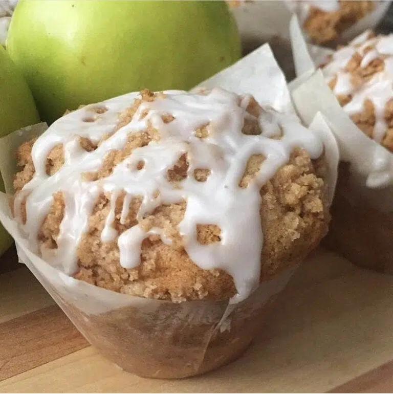 Apple Crumble Muffins